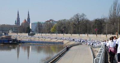 Ötezren köszöntötték a tavaszt Szegeden  9. T-Home Vivicittá Városvédő Futás