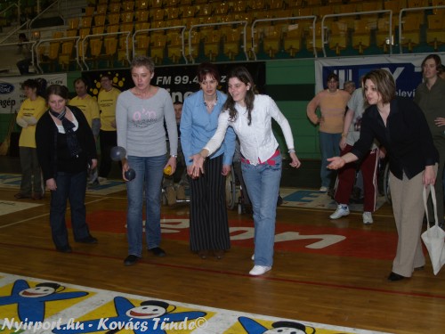 A Szabolcs-Szatmár-Bereg Megyei Fogyatékkal Élők Sportszövetsége szervezésében pénteken megrendezésre került a  IV. SPORTKAVALKÁD a Bujtosi Szabadidő Csarnokban.
